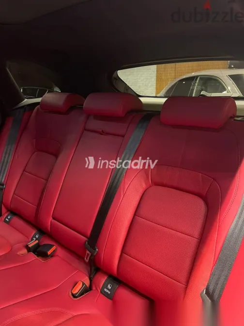 جاكوار اف بيس 2024 أسود جديدة للبيع - 9