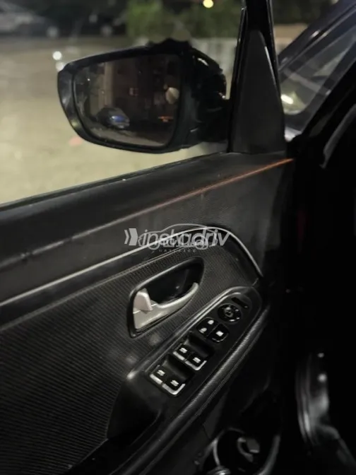 Kia Carens 2014 Black Used for Sale - 5