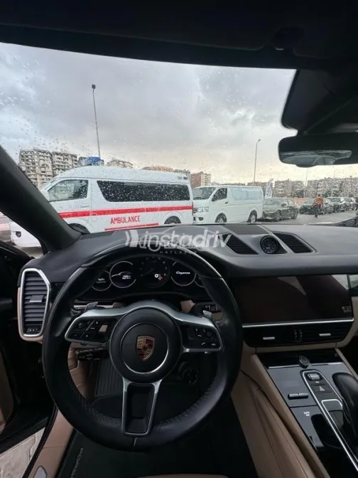 Porsche Cayenne S 2022 Black Used for Sale - 2