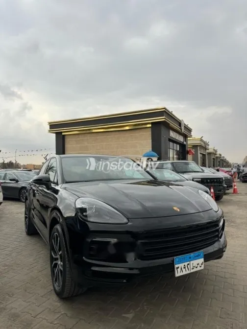 Porsche Cayenne S 2022 Black Used for Sale - 4