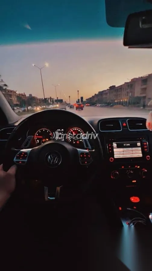 فولكس فاغن جولف 2012 فضي مستعملة للبيع - 1