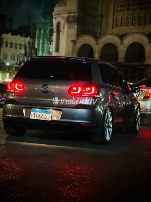 فولكس فاغن جولف 2012 فضي مستعملة للبيع - 4