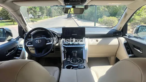 تويوتا لاند كروزر 2022 أبيض مستعملة للبيع - 5