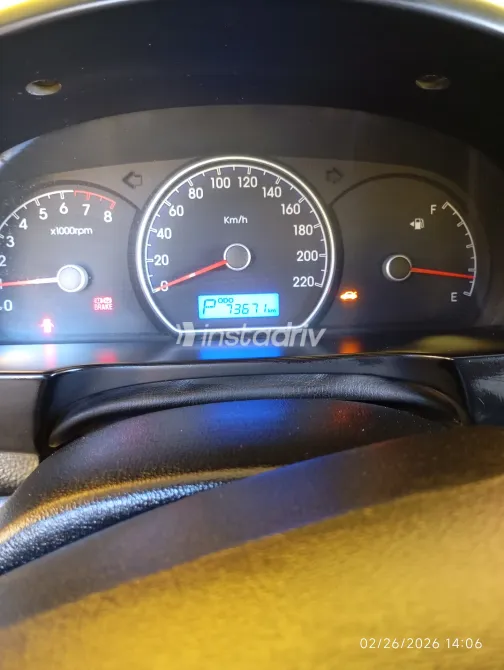 Hyundai Elantra HD 2019 White Used for Sale - 2