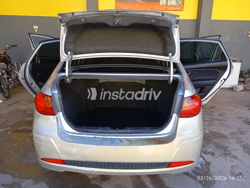 Hyundai Elantra HD 2019 White Used for Sale - 4