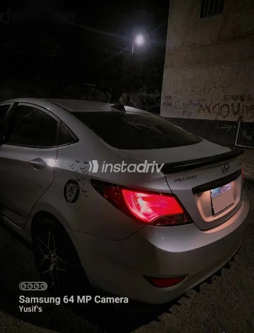 هيونداي اكسنت 2024 فضي جديدة للبيع - 5