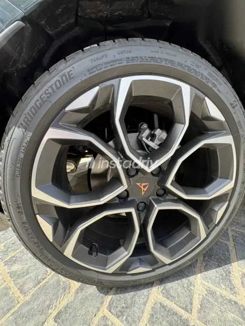 Cupra Leon 2026 Gray New for Sale - 9