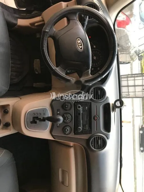 Kia Carens 2010 Black Used for Sale - 2