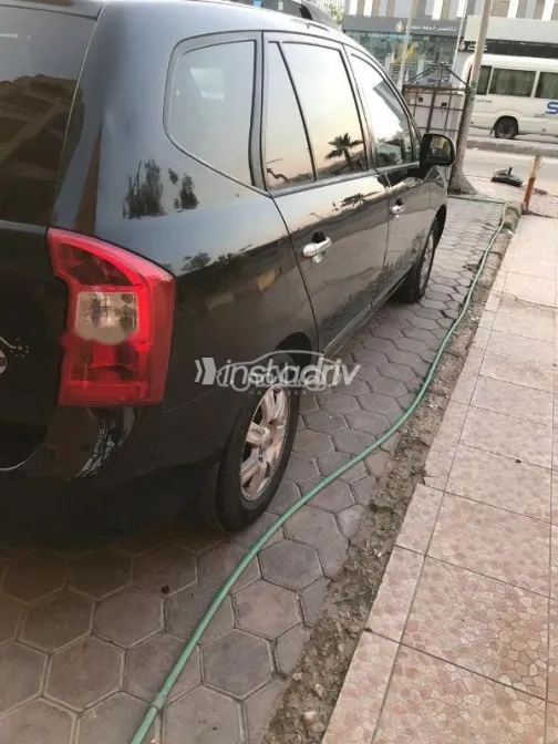 Kia Carens 2010 Black Used for Sale - 5