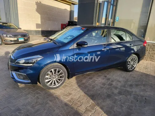 تويوتا بيلتا 2022 أزرق غامق مستعملة للبيع - 3