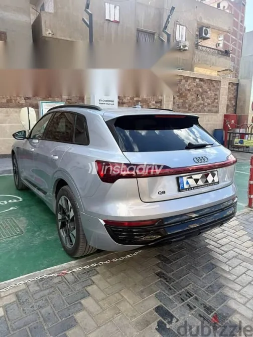 Audi Q8 2024 Silver Used for Sale - 6