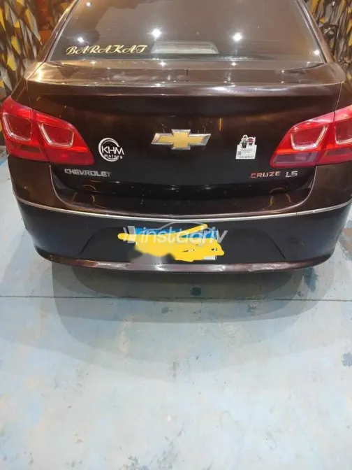 Chevrolet Cruze 2016 White Used for Sale - 2