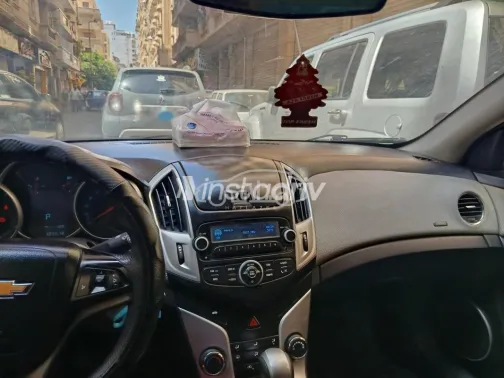 Chevrolet Cruze 2016 White Used for Sale - 3