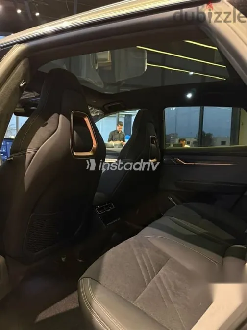 Zeekr 001 2025 Gray New for Sale - 2