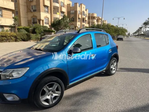 Renault Sandero Step Way 2018 White Used for Sale - 5