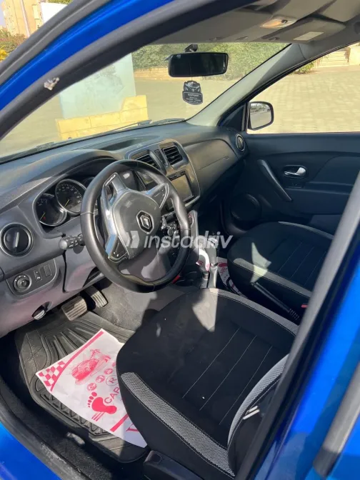 Renault Sandero Step Way 2018 White Used for Sale - 7