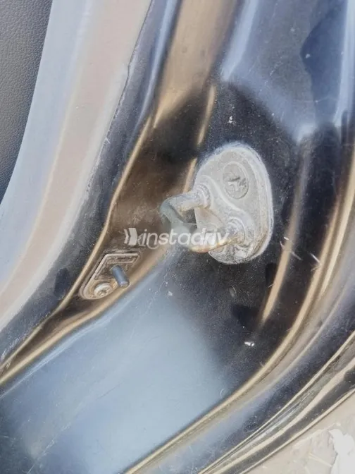 Hyundai Verna 2006 Black Used for Sale - 3