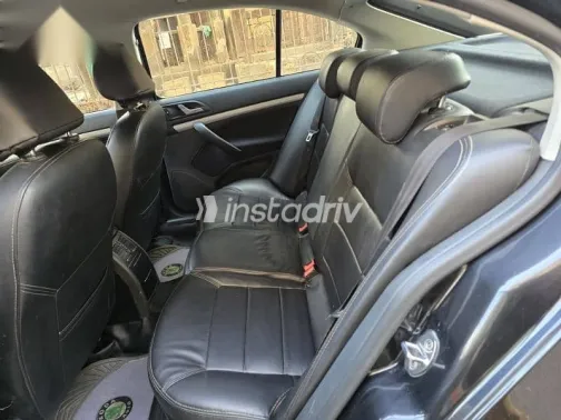 سكودا اوكتافيا 2013 أسود مستعملة للبيع - 5