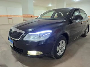 سكودا اوكتافيا 2013 أسود مستعملة للبيع