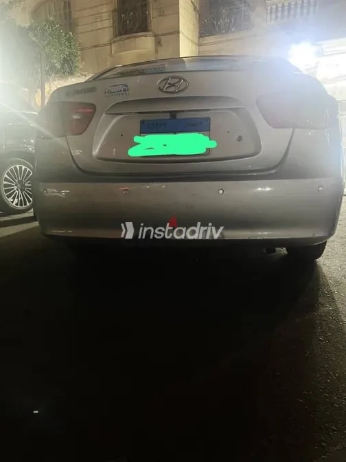 هيونداي افانتي 2009 فضي مستعملة للبيع - 3