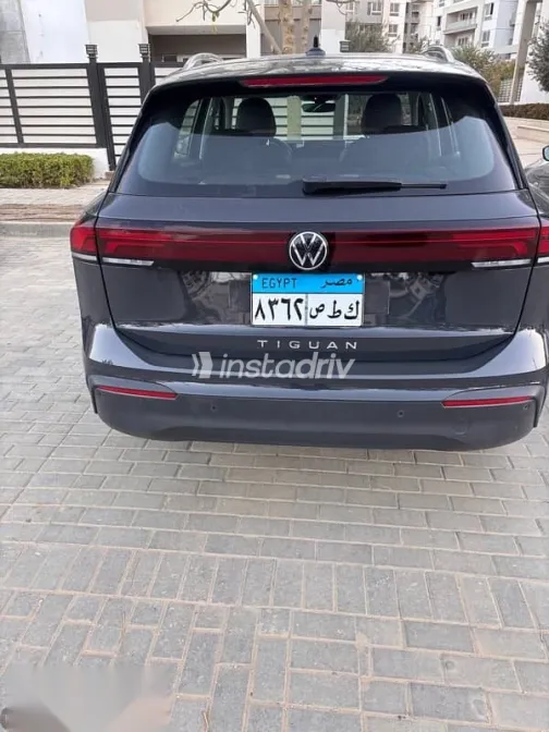 فولكس فاغن تيجون 2025 رمادي مستعملة للبيع - 2