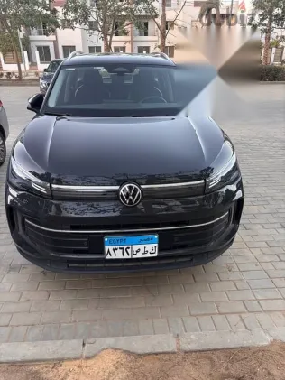 Volkswagen Tiguan 2025 Gray Used for Sale
