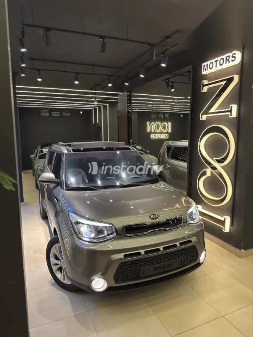 كيا سول 2014 فضي مستعملة للبيع - 2