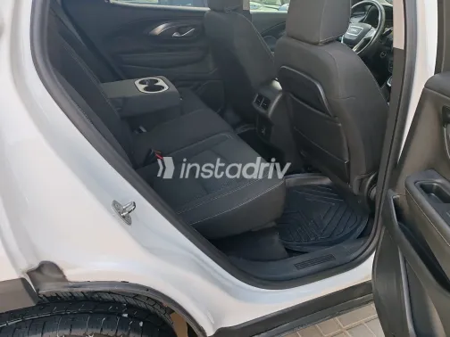 جى ام سى ترين 2022 أبيض مستعملة للبيع - 8