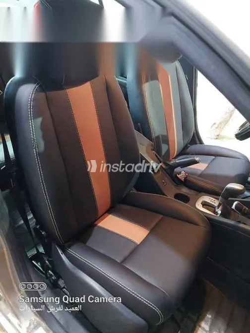 رينو فلوانس 2010 ذهبي مستعملة للبيع - 7