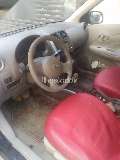 نيسان صنى 2013 أسود مستعملة للبيع - 3