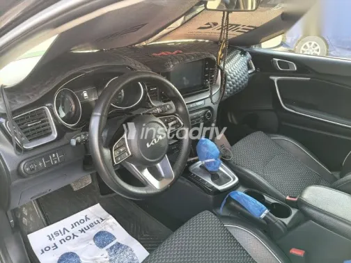 Kia Xceed 2022 Black Used for Sale - 5