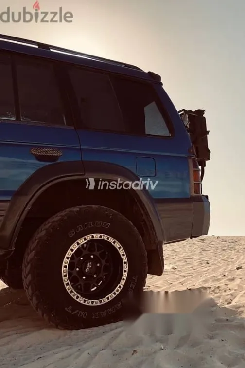 Mitsubishi Pajero 1997 Dark Blue Used for Sale - 3