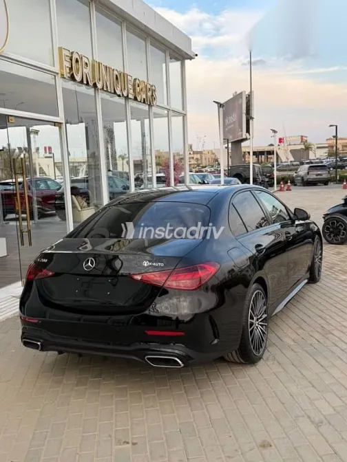 مرسيدس C 200 2026 أسود جديدة للبيع - 6