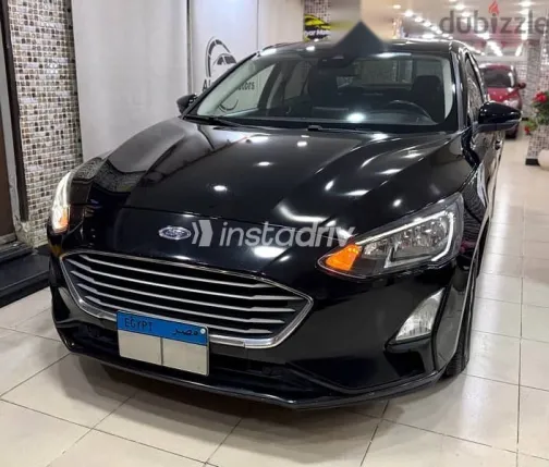 فورد فوكس 2021 أسود مستعملة للبيع - 2