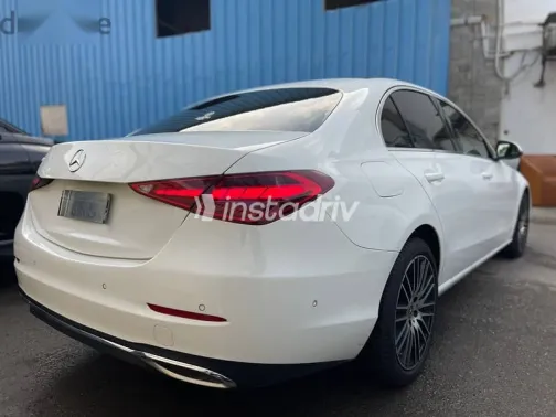 مرسيدس C 180 2023 أبيض مستعملة للبيع - 2