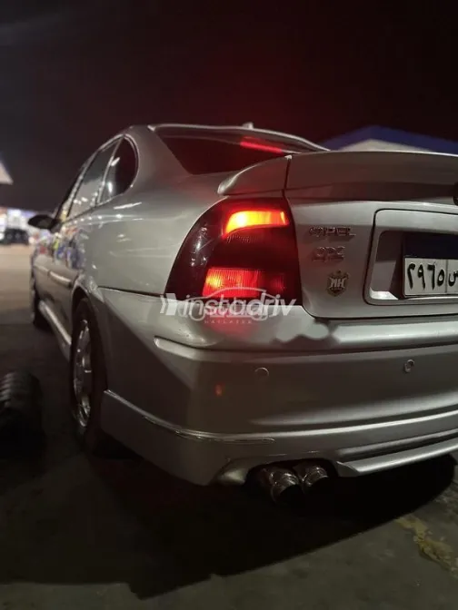 Opel Vectra 2002 Silver Used for Sale - 3