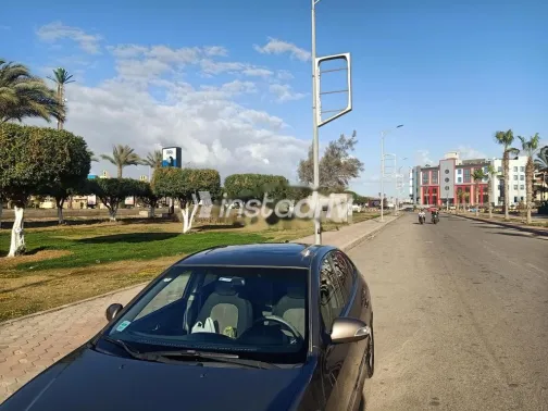 هيونداي إلنترا اتش دى 2019 أبيض مستعملة للبيع - 3