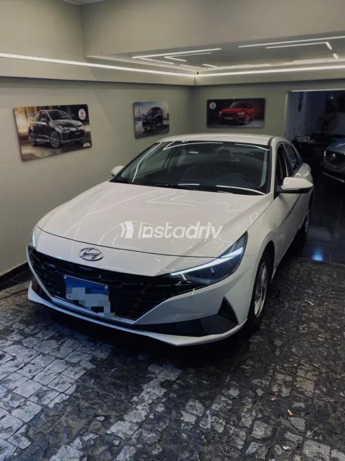 Hyundai Avante 2021 White Used for Sale - 1