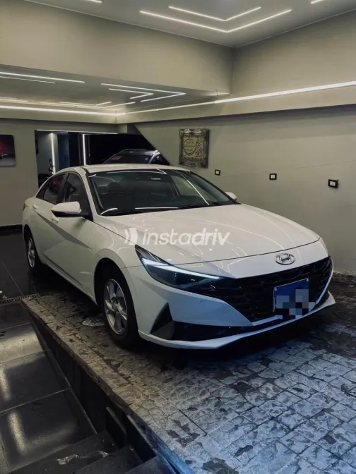 Hyundai Avante 2021 White Used for Sale - 4