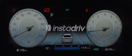 Hyundai Avante 2021 White Used for Sale - 10