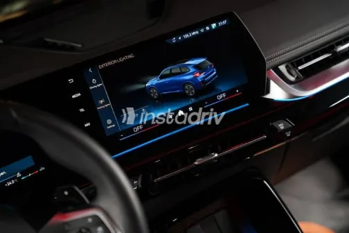 بي ام دبليو X1 2025 أزرق غامق مستعملة للبيع - 5