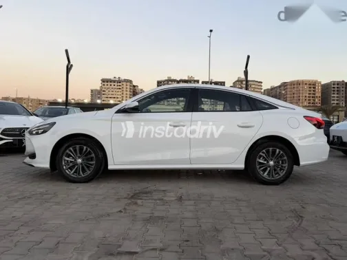 ام جى 5 2025 أبيض جديدة للبيع - 4