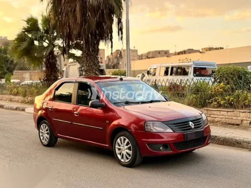 Renault Logan 2010 Red Used for Sale - 1