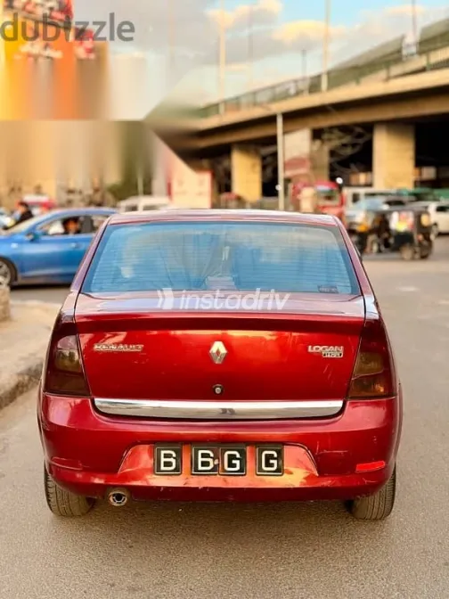 Renault Logan 2010 Red Used for Sale - 2