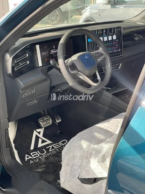 فولكس فاغن تيجون 2026 أزرق غامق جديدة للبيع - 6