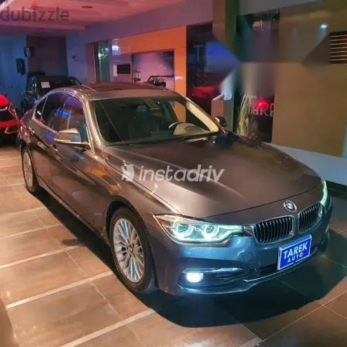 بي ام دبليو 320 2019 رمادي مستعملة للبيع - 2