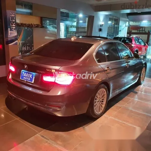 بي ام دبليو 320 2019 رمادي مستعملة للبيع - 6