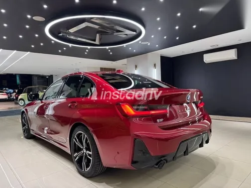 بي ام دبليو 320 2026 أحمر جديدة للبيع - 5