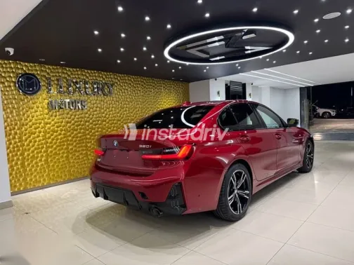 بي ام دبليو 320 2026 أحمر جديدة للبيع - 6