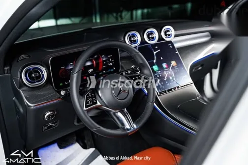 Mercedes GLC 2025 White New for Sale - 9